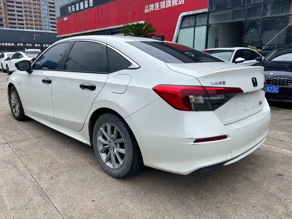 Honda Civic — фото 9