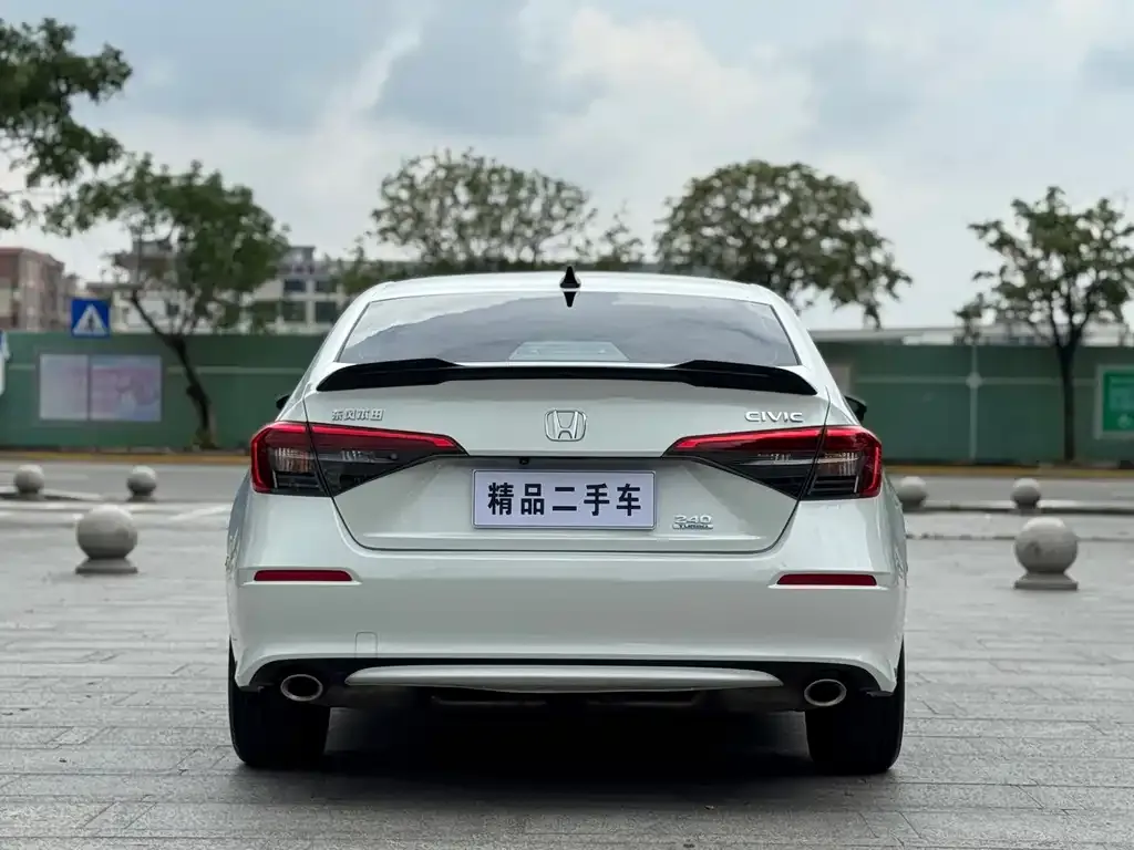 Honda Civic — фото 7
