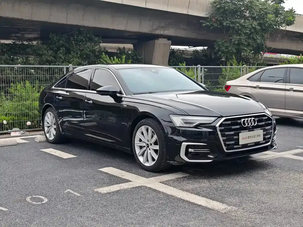 Audi A6L — фото 5
