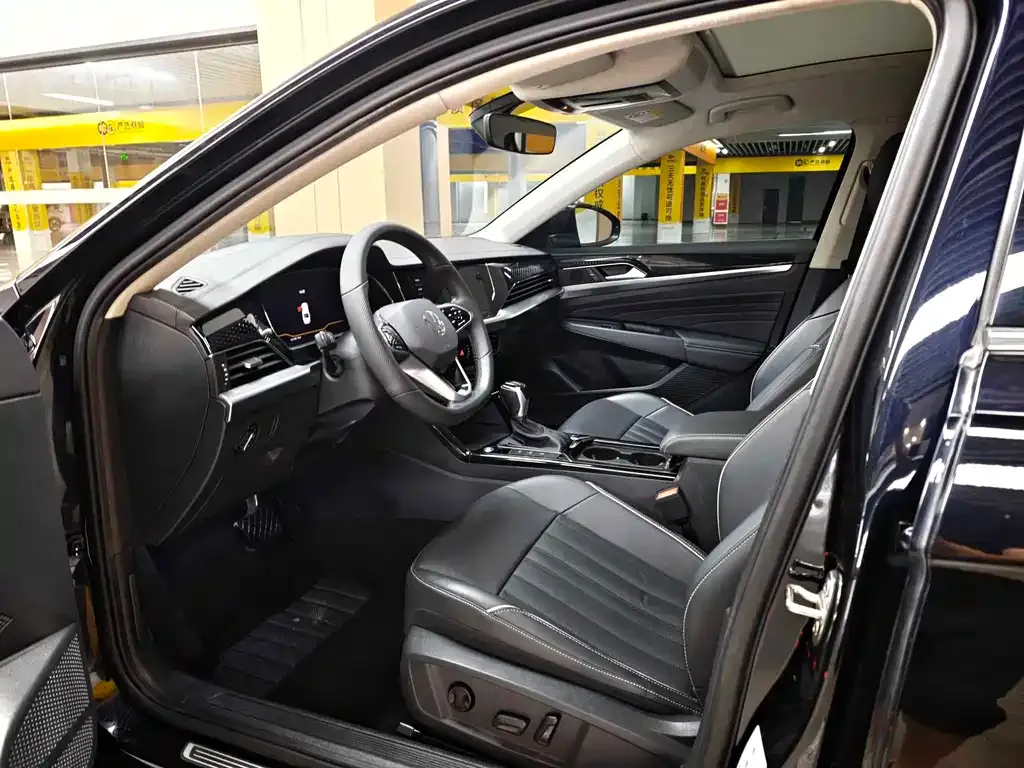 Volkswagen Passat — фото 6