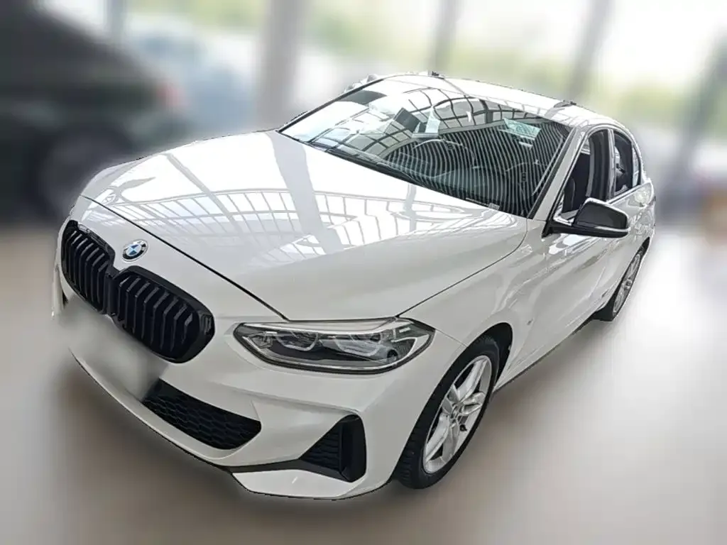 BMW 1 Series — фото 1