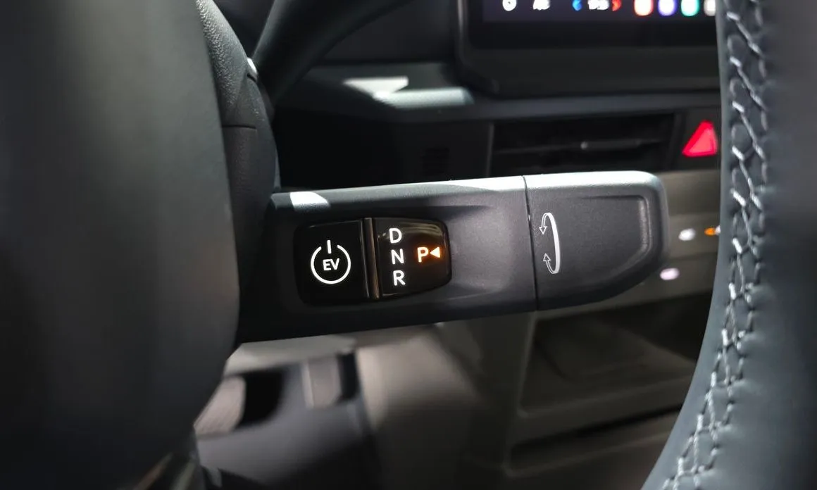 Kia PV5 — фото 8