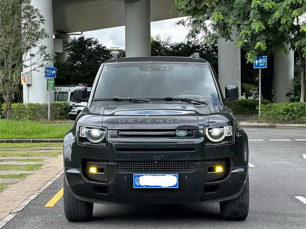Land Rover Defender — фото 9