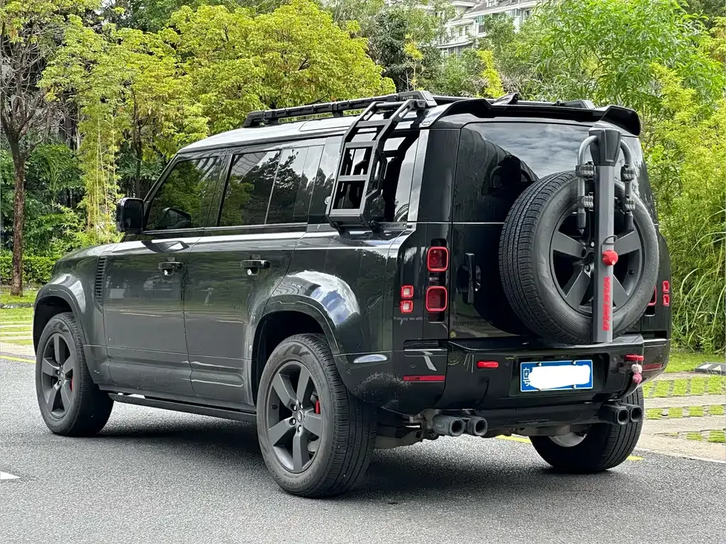 Land Rover Defender — фото 6