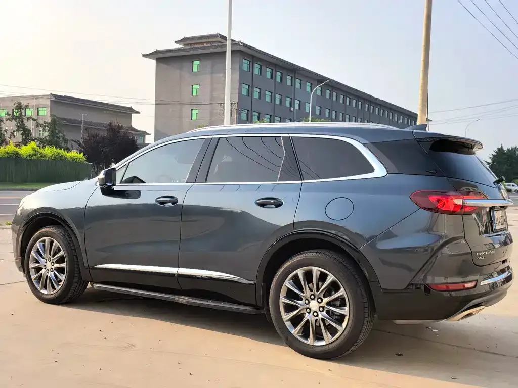 Buick Enclave — фото 4