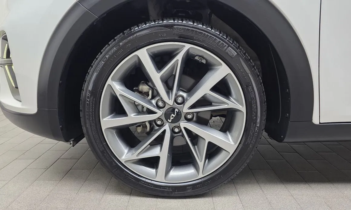 Kia Niro — фото 2