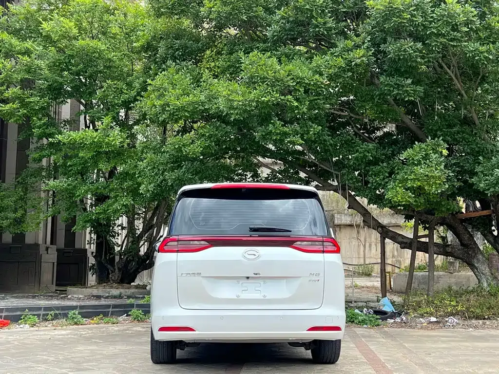GAC Motor Trumpchi M6 — фото 9
