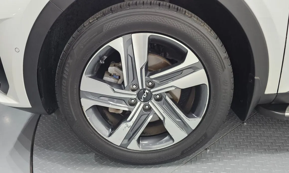 Kia Sorento — фото 7