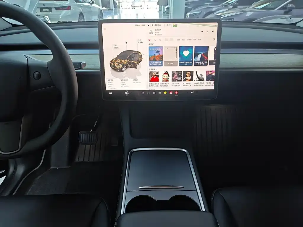 Tesla Model Y — фото 7