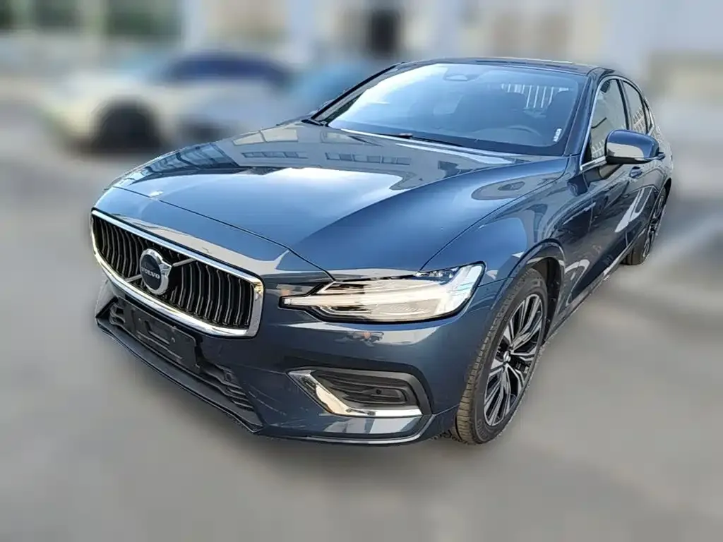 Volvo S60 — фото 4