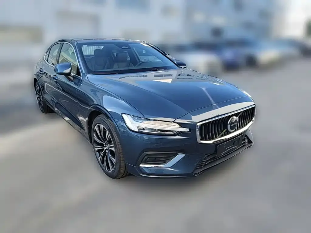 Volvo S60 — фото 2