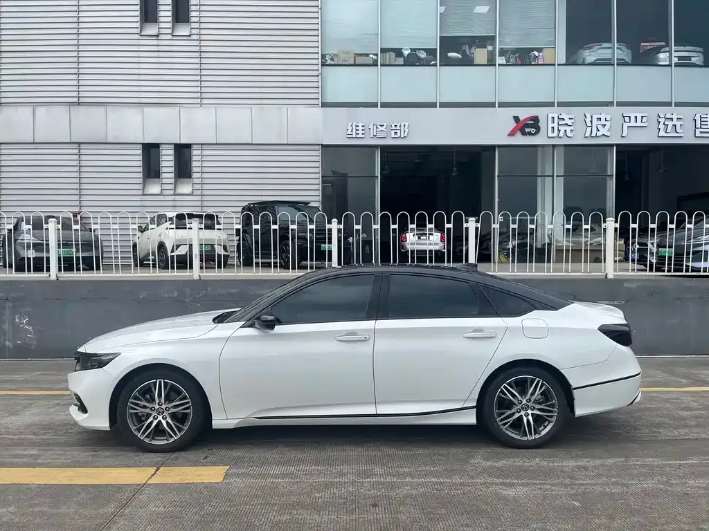 Honda Accord — фото 2