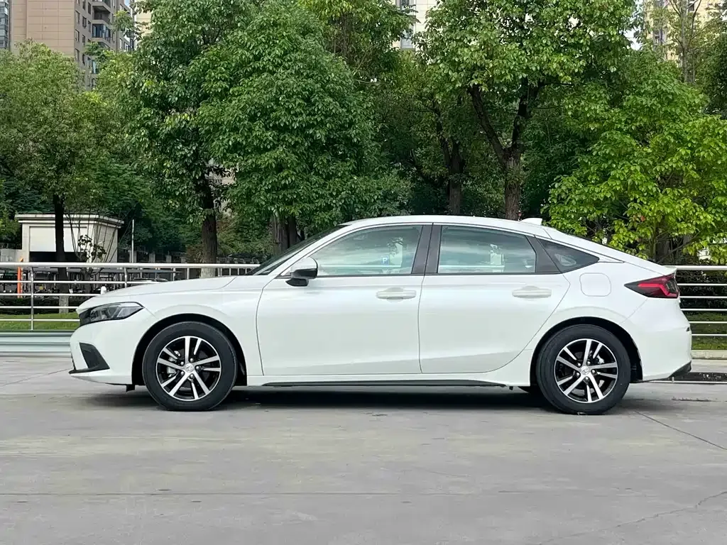 Honda Civic — фото 7