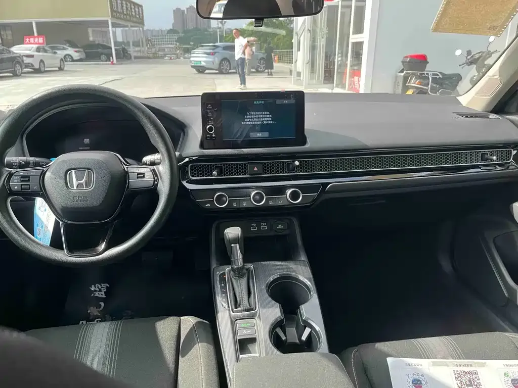 Honda Civic — фото 9