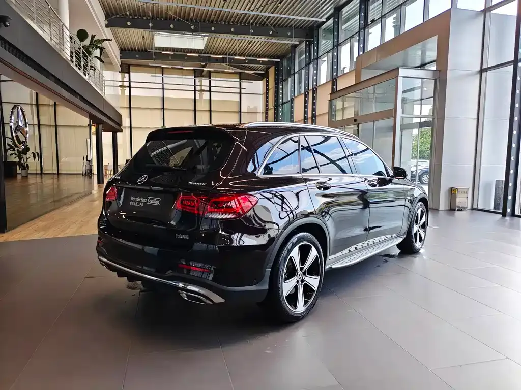 Mercedes-Benz GLC — фото 6