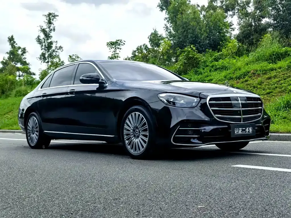 Mercedes-Benz E-Class — фото 8