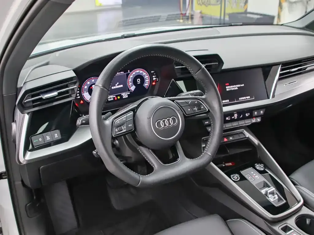 Audi A3 — фото 8