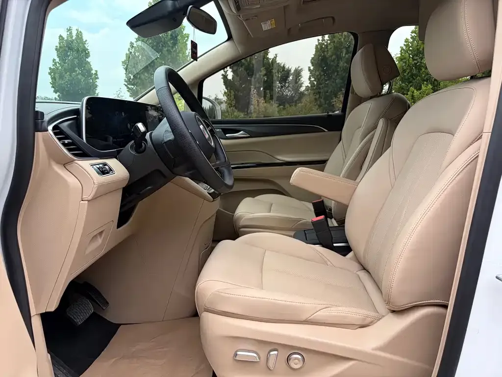 Buick GL8 Hybrid — фото 7