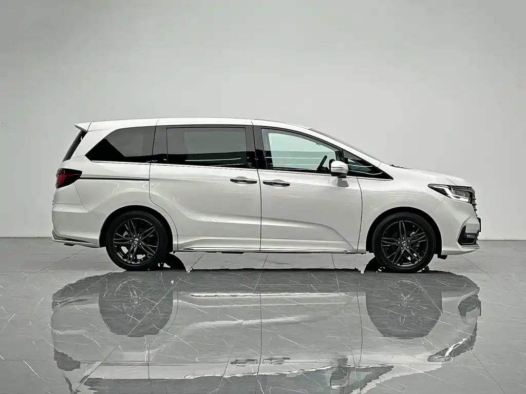 Honda Odyssey — фото 6