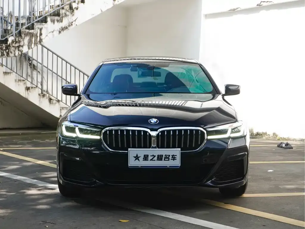 BMW 5 Series — фото 2