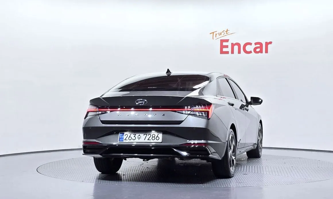 Hyundai AVANTE — фото 3