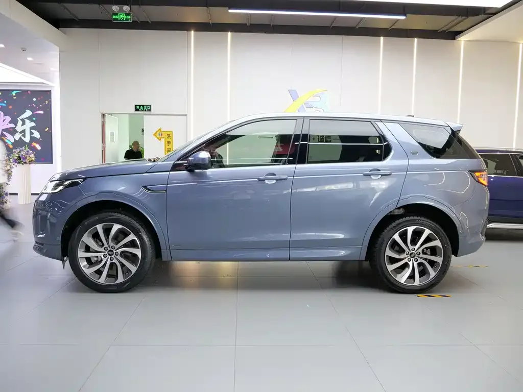 Land Rover Discovery Sport — фото 2