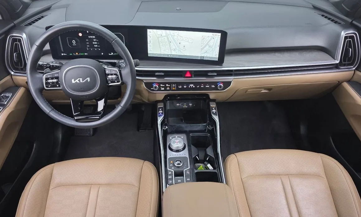 Kia Sorento — фото 9