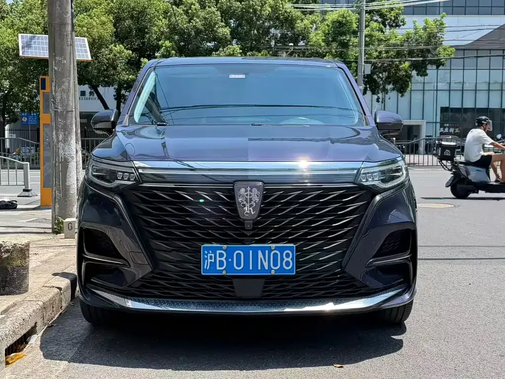 Roewe iMAX8 — фото 2
