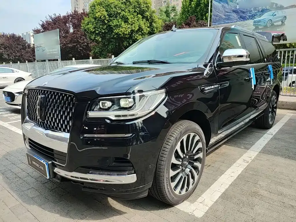 Lincoln Navigator — фото 7
