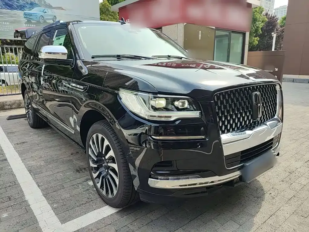 Lincoln Navigator — фото 9