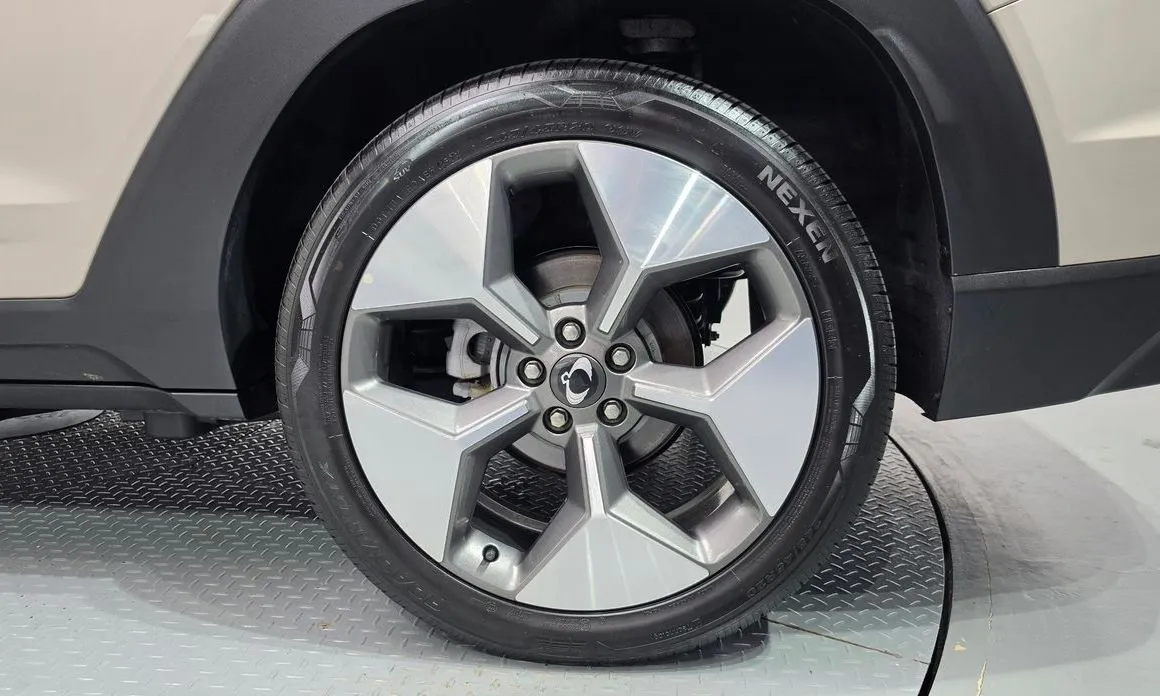 KG Mobility (Ssangyong) Torres — фото 9
