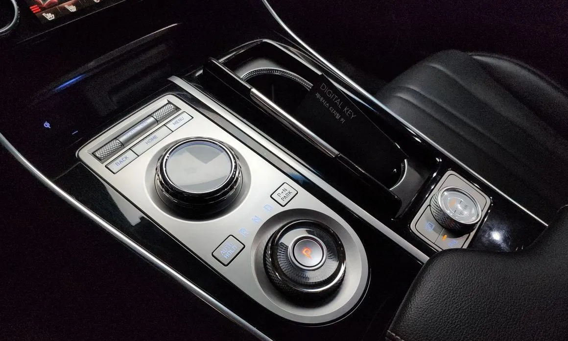 Genesis GV80 — фото 2