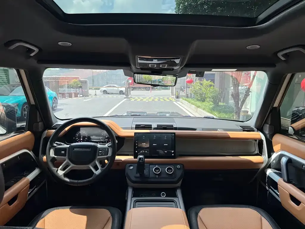 Land Rover Defender — фото 5