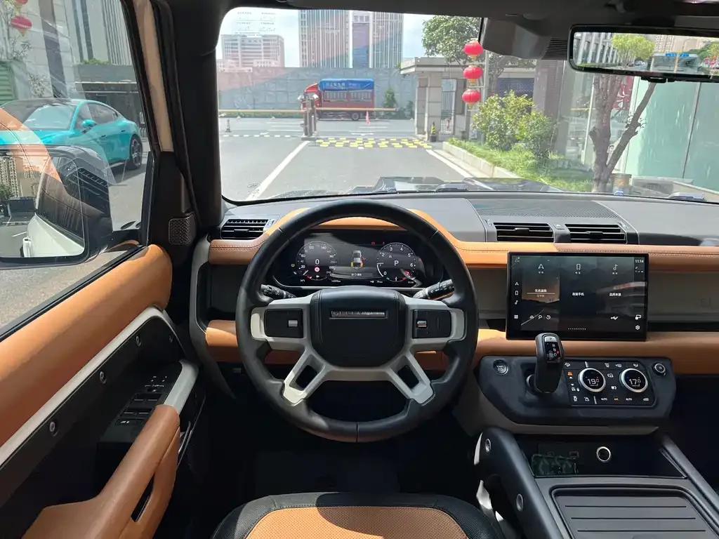 Land Rover Defender — фото 7