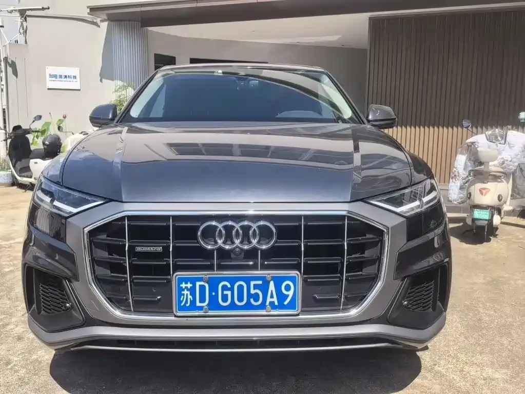 Audi Q8 — фото 8