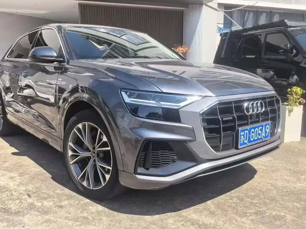Audi Q8 — фото 10