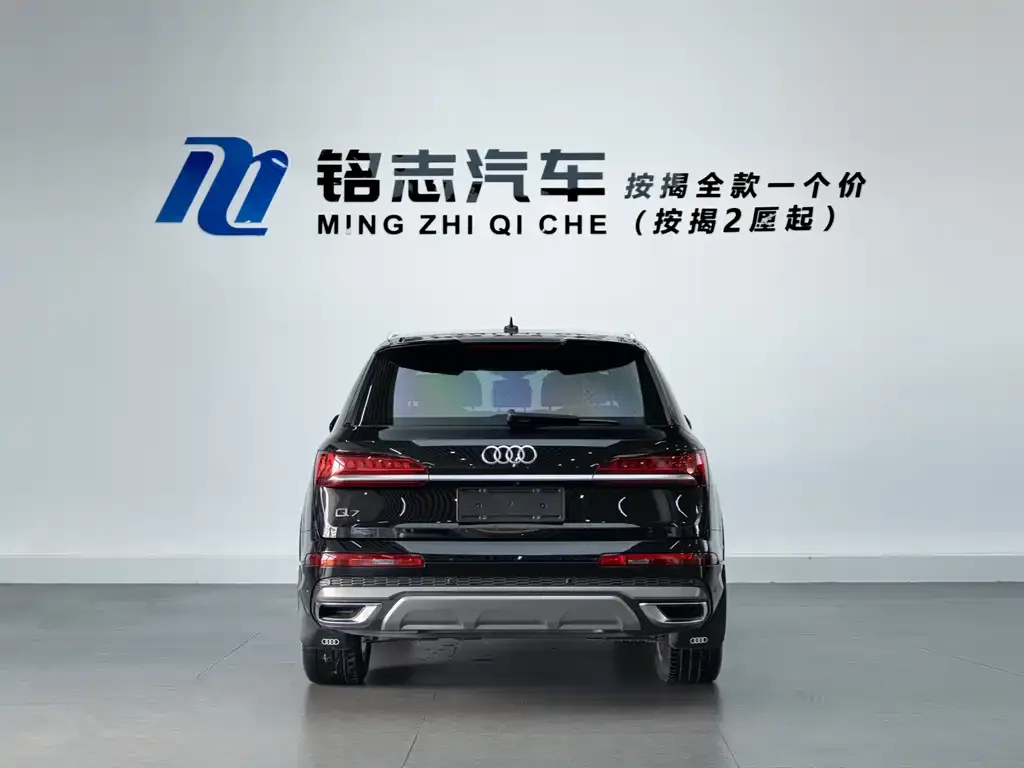 Audi Q7 — фото 2