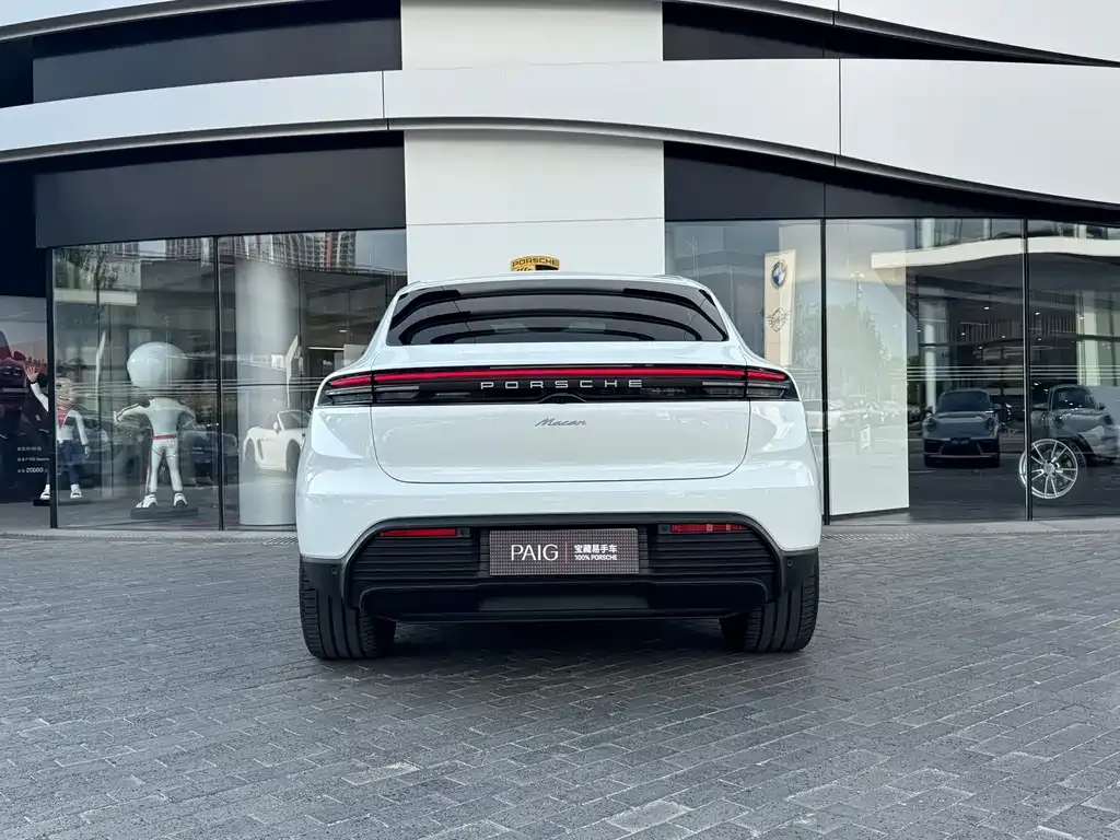 Porsche Macan EV — фото 6
