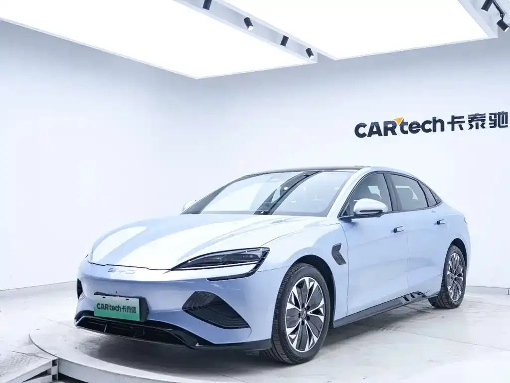 BYD Seal — фото 6