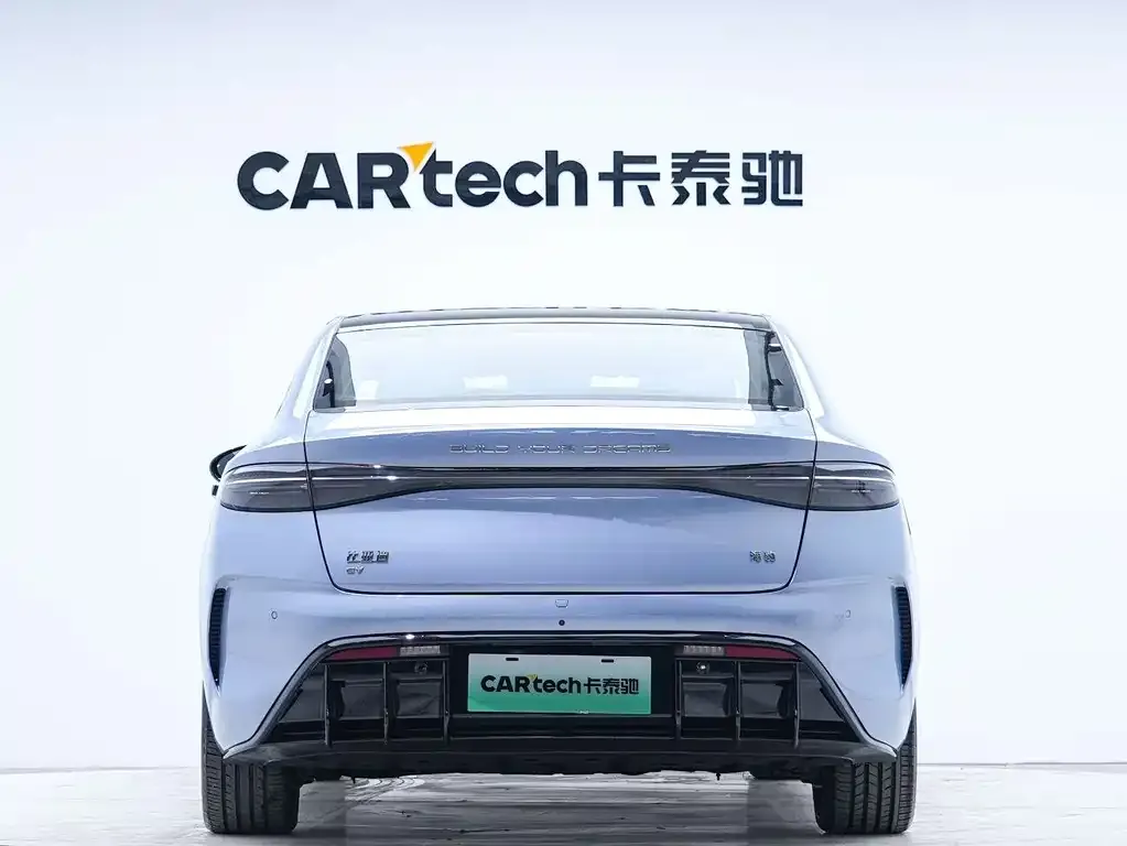 BYD Seal — фото 10