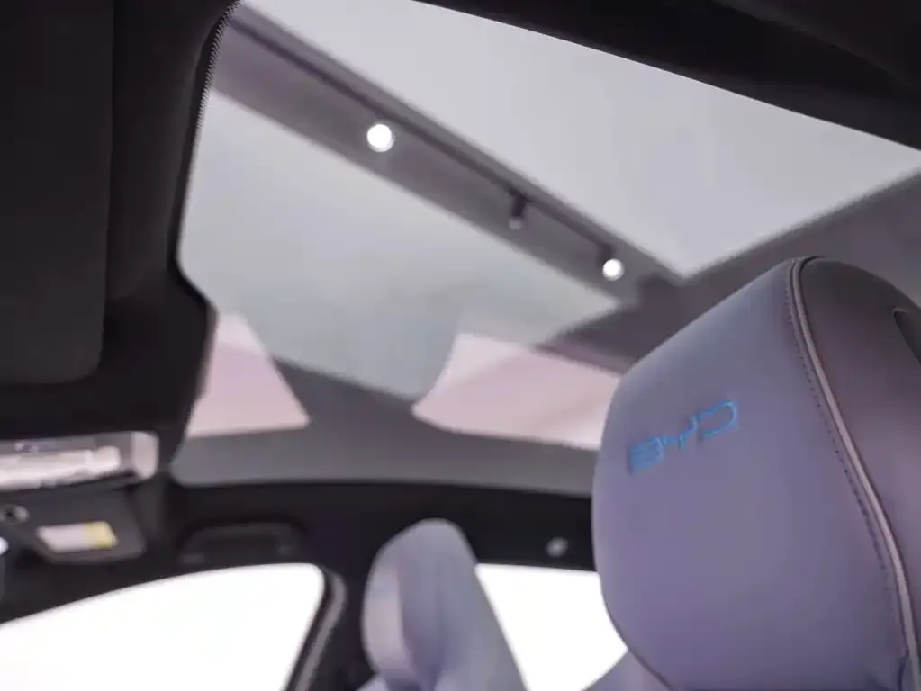 BYD Seal — фото 2