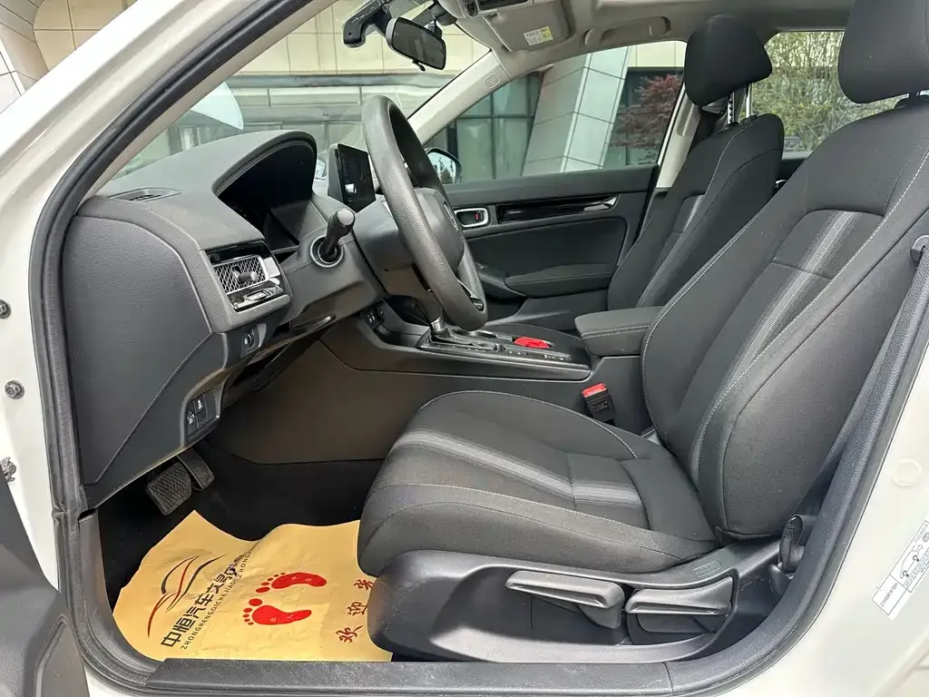 Honda Civic — фото 10