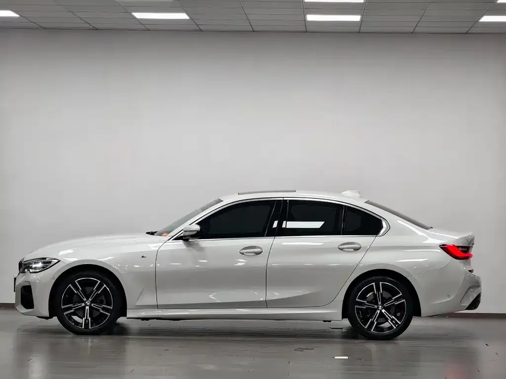 BMW 3 Series — фото 4
