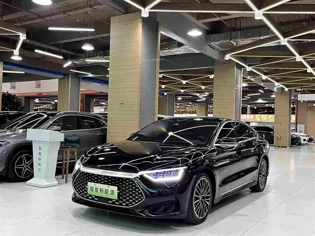 BYD Han — фото 1