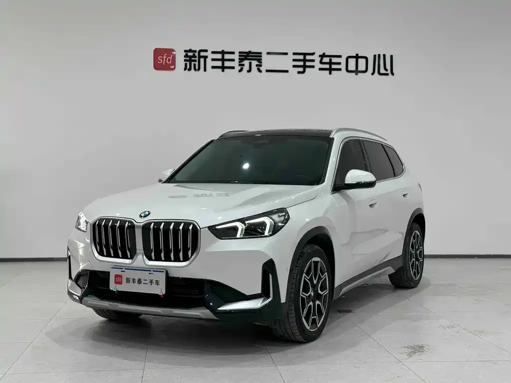 BMW X1 — фото 1