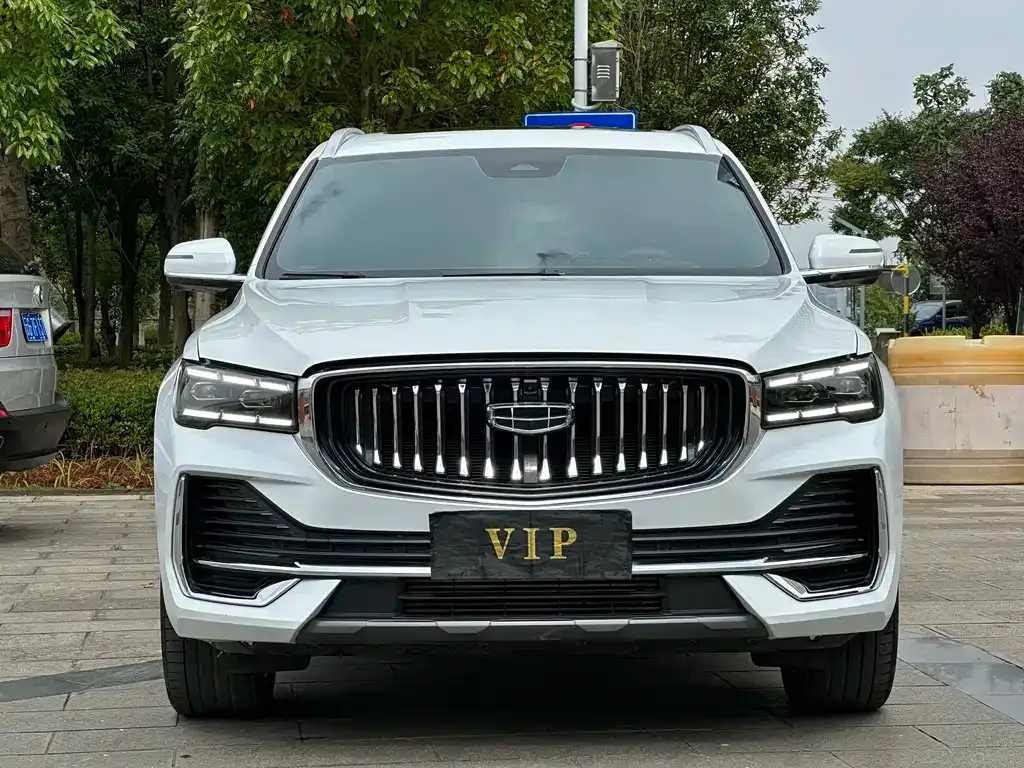 Geely Xingyue L — фото 10