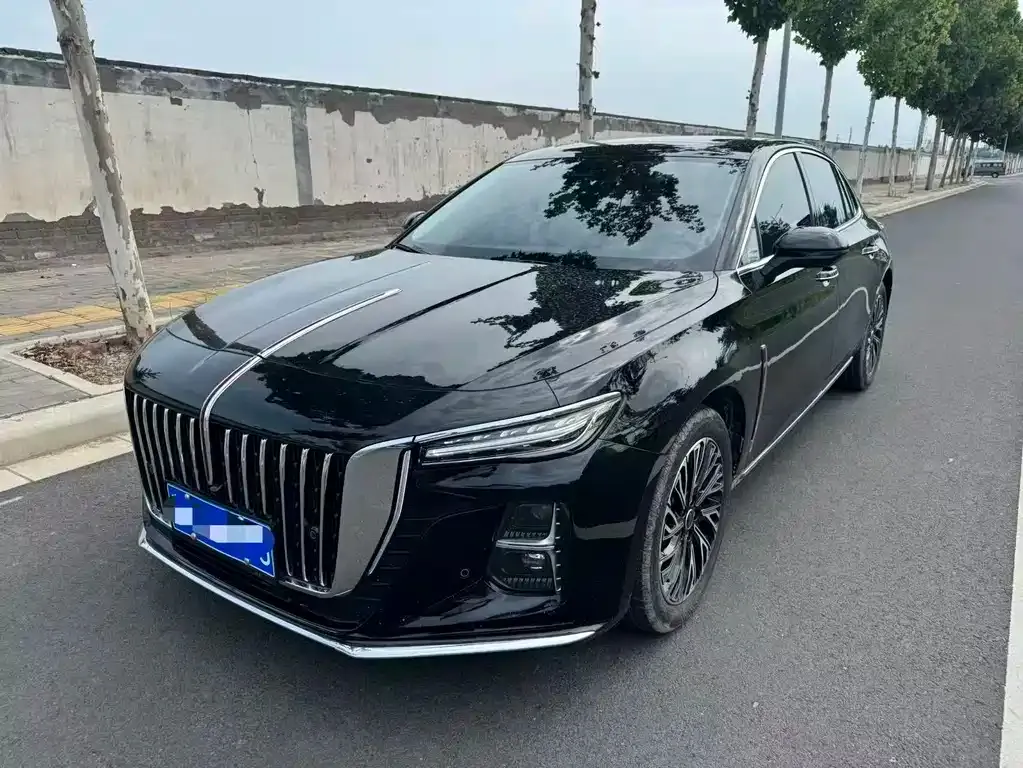 Hongqi H5 — фото 1