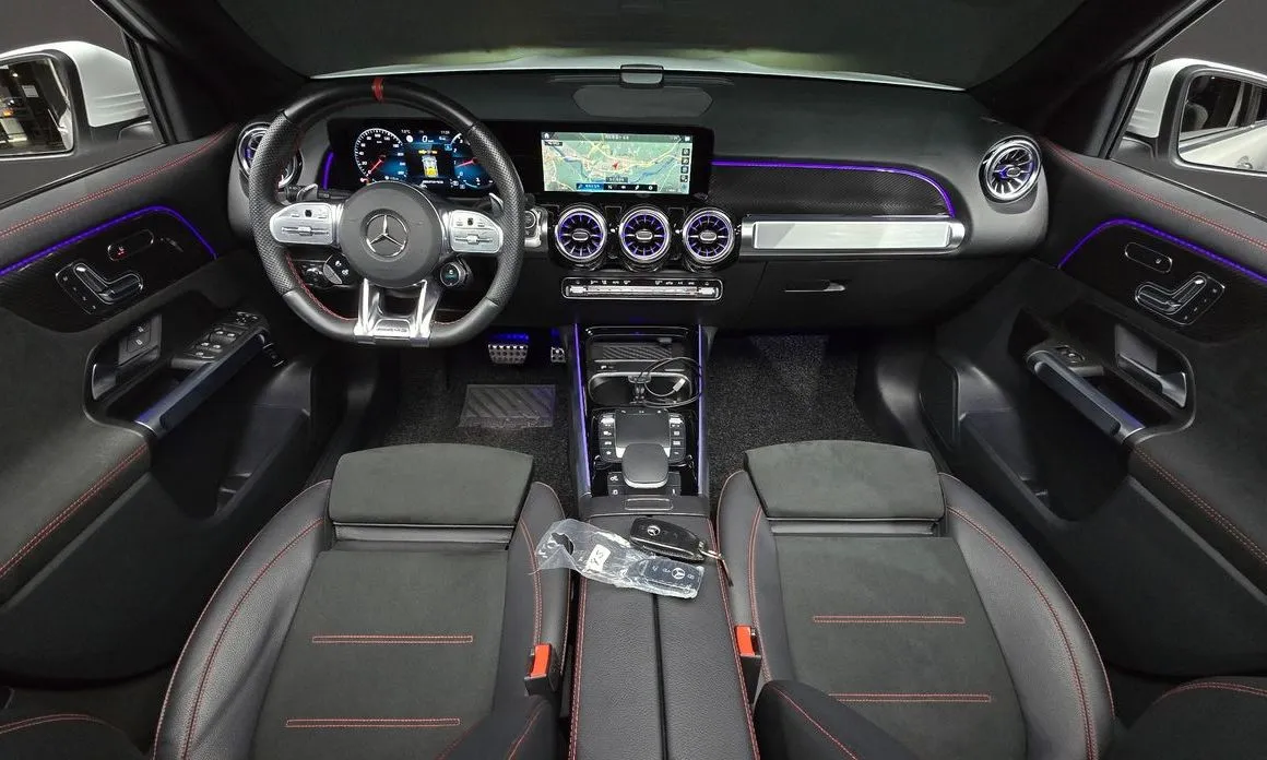 Mercedes-Benz GLB-Class — фото 10