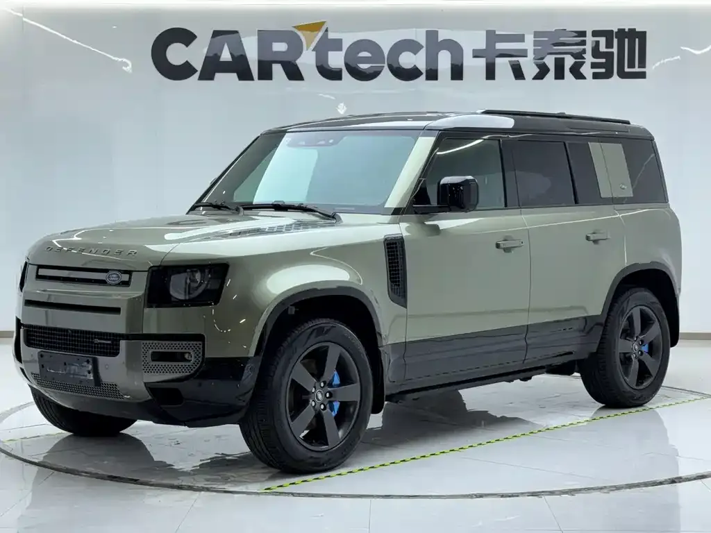 Land Rover Defender — фото 1