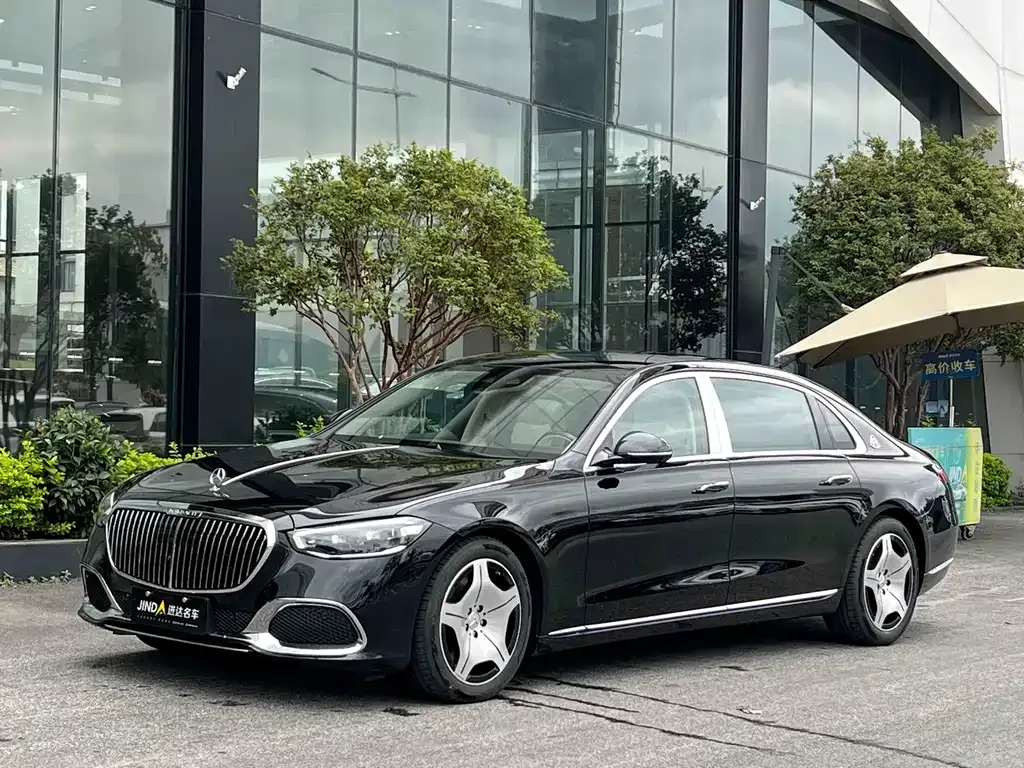 Mercedes-Benz S-Class — фото 1